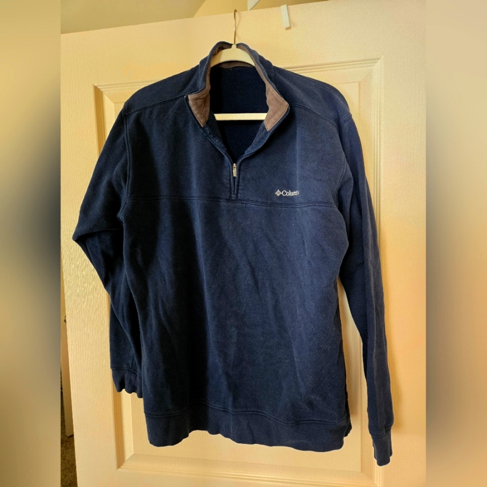 Blue Columbia pullover